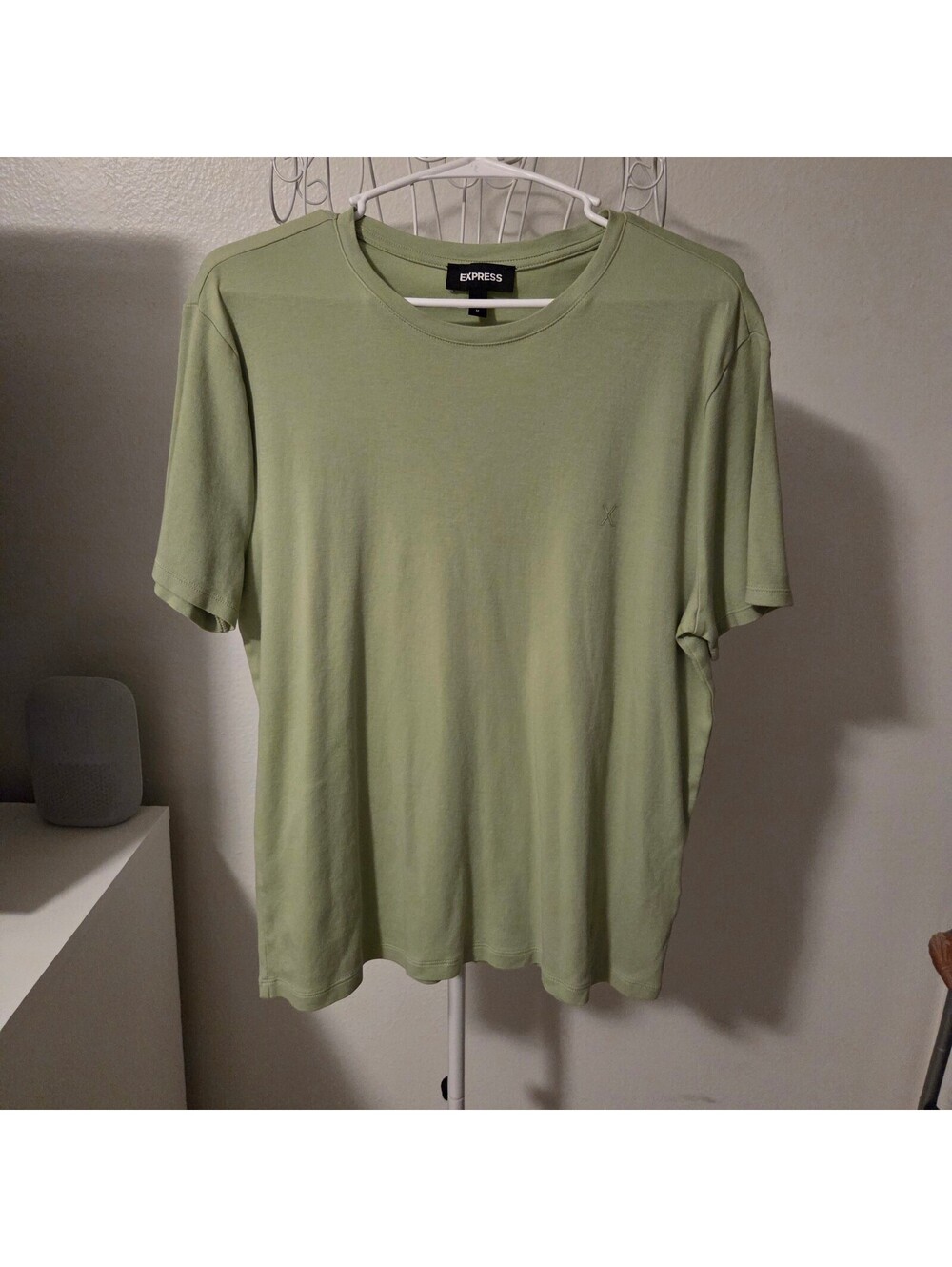 Express Men's Medium Light Green Cotton T-Shirt
